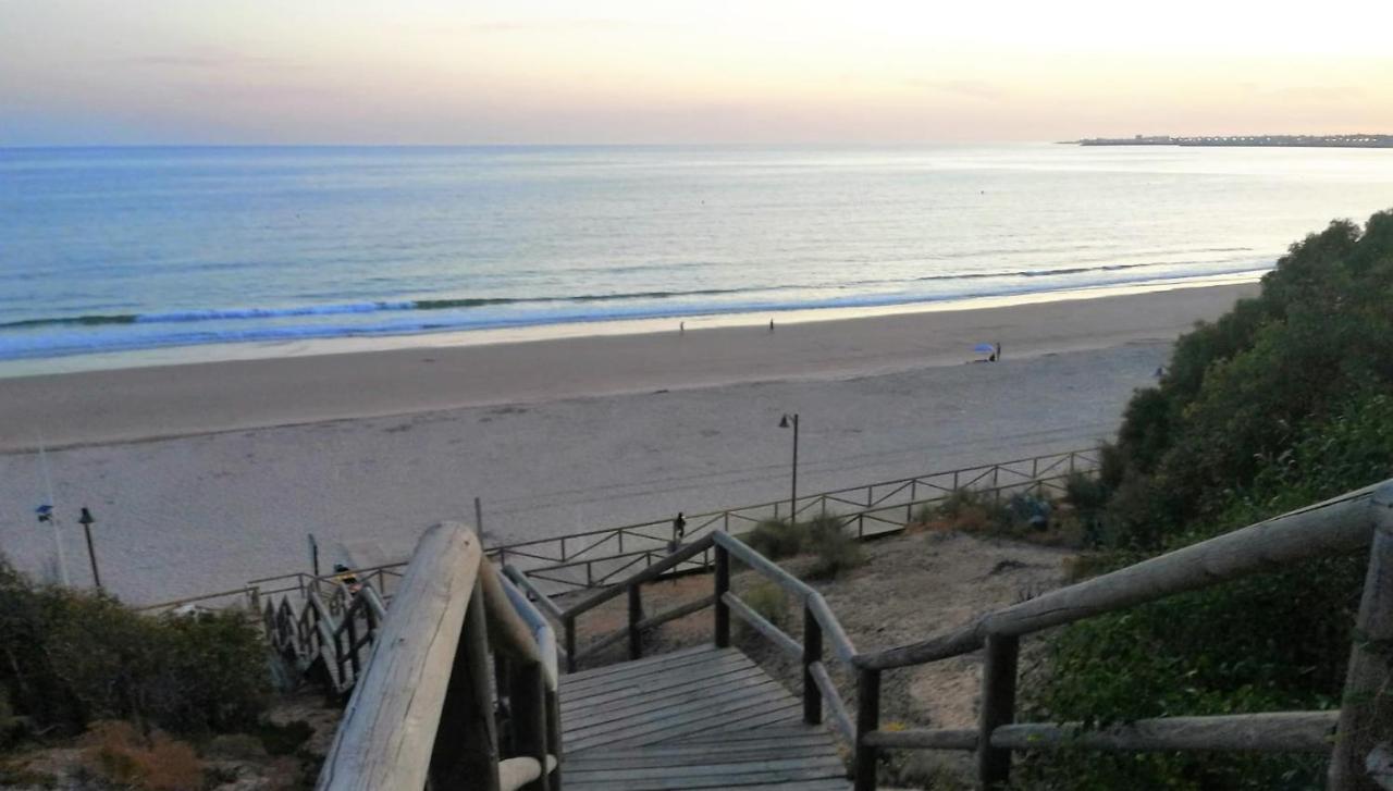 Gatu Premium Villa Aramburu, " Preferente Mayores De 25 Anos Y Familias " El Puerto de Santa María Esterno foto