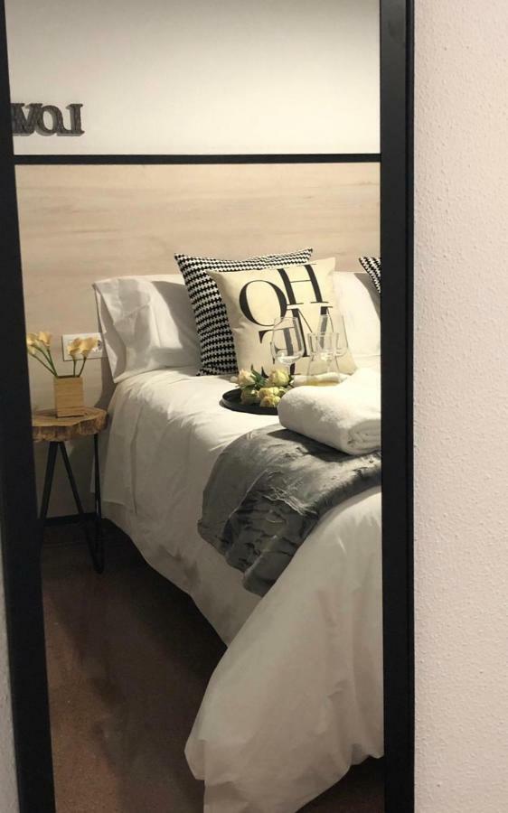 Gatu Premium Villa Aramburu, " Preferente Mayores De 25 Anos Y Familias " El Puerto de Santa María Esterno foto