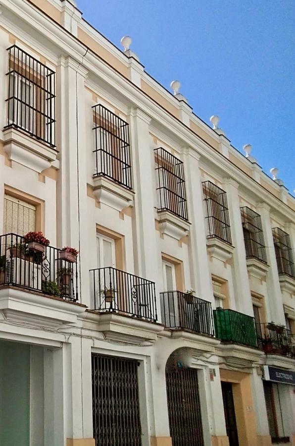 Gatu Premium Villa Aramburu, " Preferente Mayores De 25 Anos Y Familias " El Puerto de Santa María Esterno foto